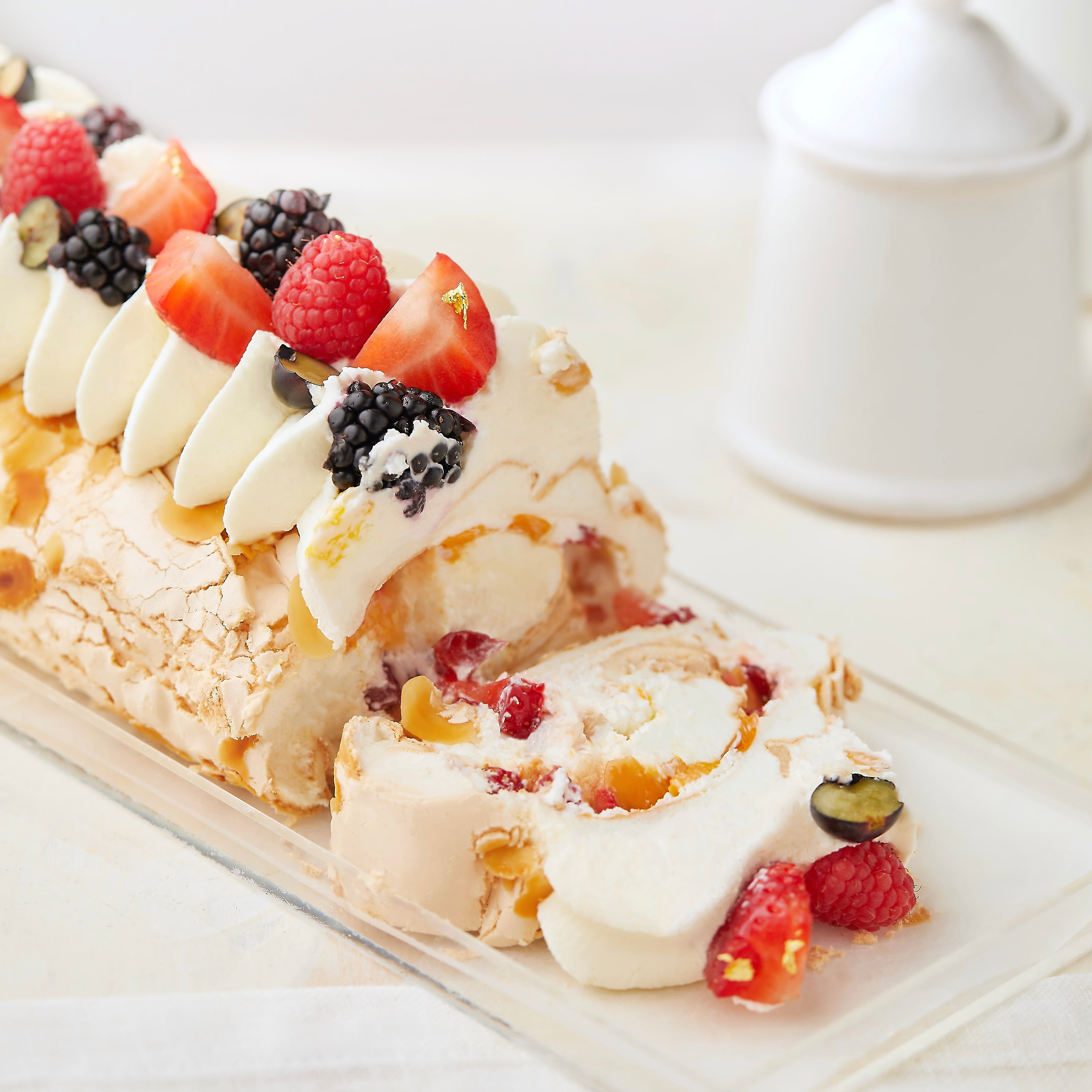 Mango Berries Roulade